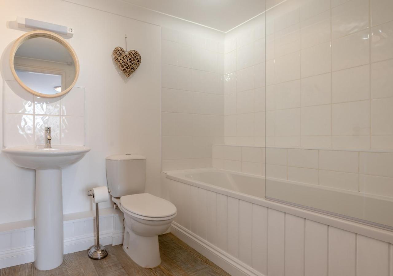 Hideaway Cottage بادستو المظهر الخارجي الصورة